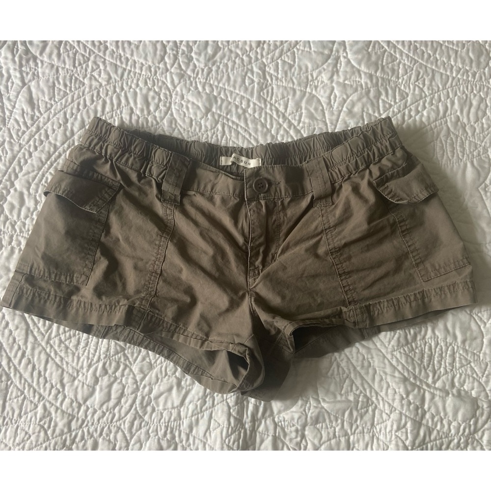 Green Cargo Low Rise Shorts